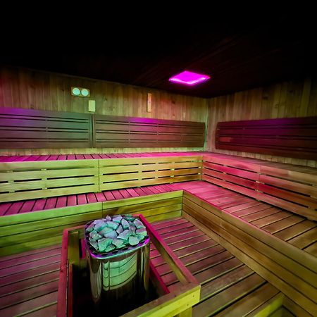 Hotel Aurora Miskolc Ngoại thất bức ảnh