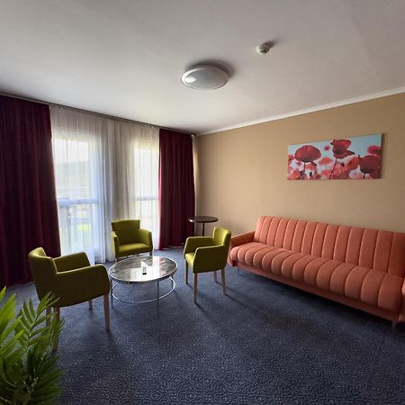 Hotel Aurora Miskolc Ngoại thất bức ảnh