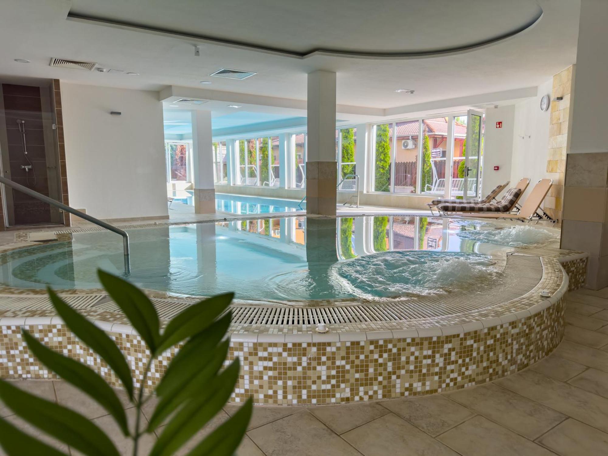 Hotel Aurora Miskolc Ngoại thất bức ảnh