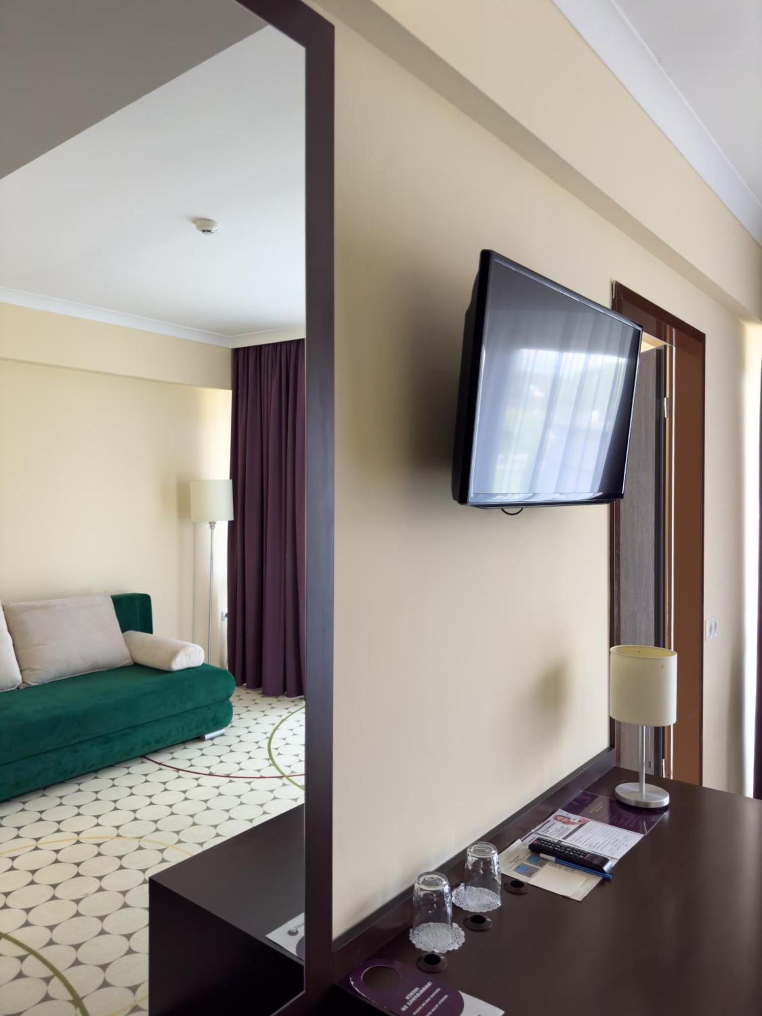 Hotel Aurora Miskolc Ngoại thất bức ảnh